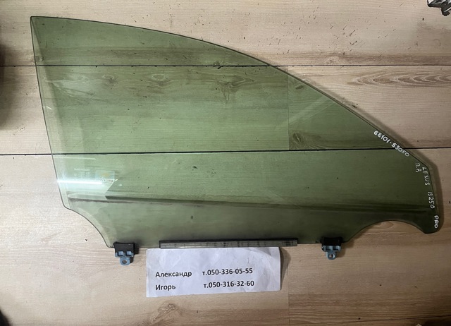 Стекло пассажирской двери 6810153050 TOYOTA