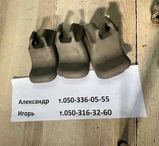 TOYOTA 7212342010 в наличии Павлоград