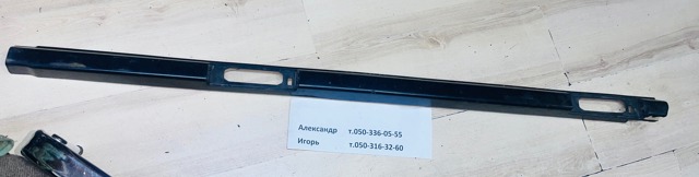 Рейлинг крыши правый 73820JG000 NISSAN