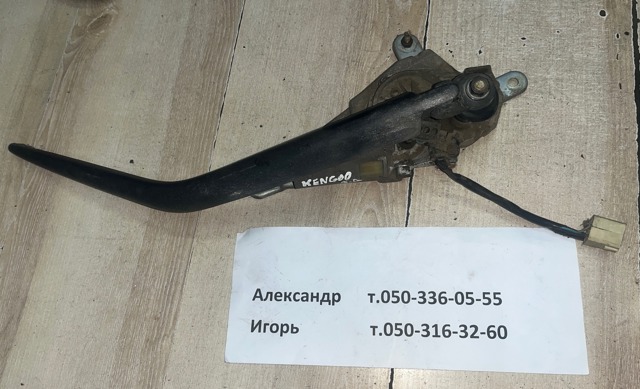 Стеклоочиститель двери задка 7700308805 RENAULT
