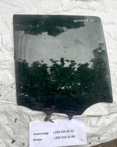 82300EB310 NISSAN Стекло двери задней правой купить в Тернополь