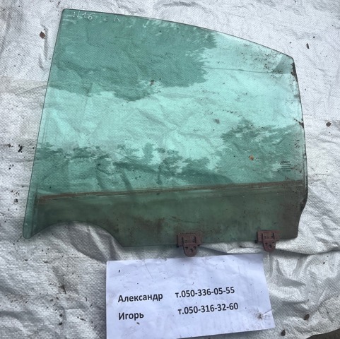 Стекло двери задней левой 823014M500 NISSAN
