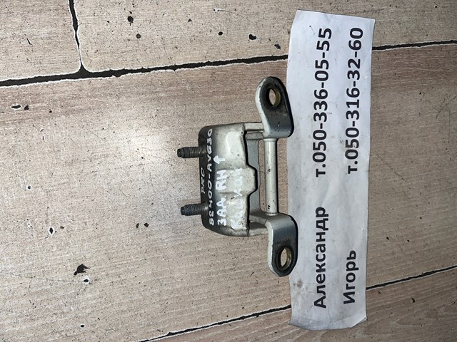 Завеса двери задней правой 82400AV630 NISSAN