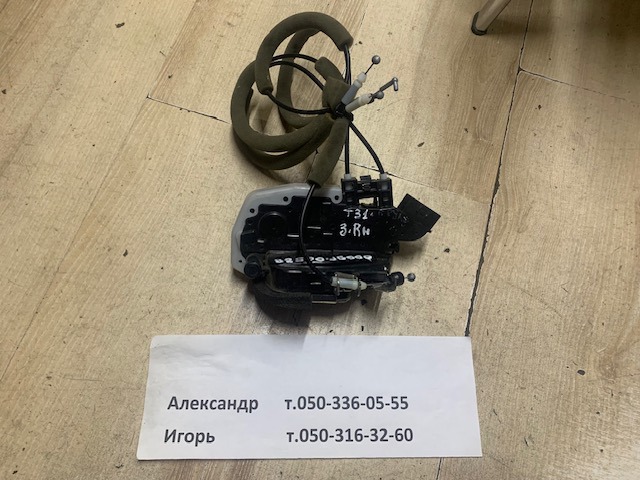 82500JG000 NISSAN Замок двери задней правой купить в Полтава