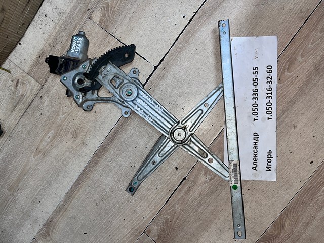 Мотор стеклоподъемника двери задней, левой 82731JN00A NISSAN