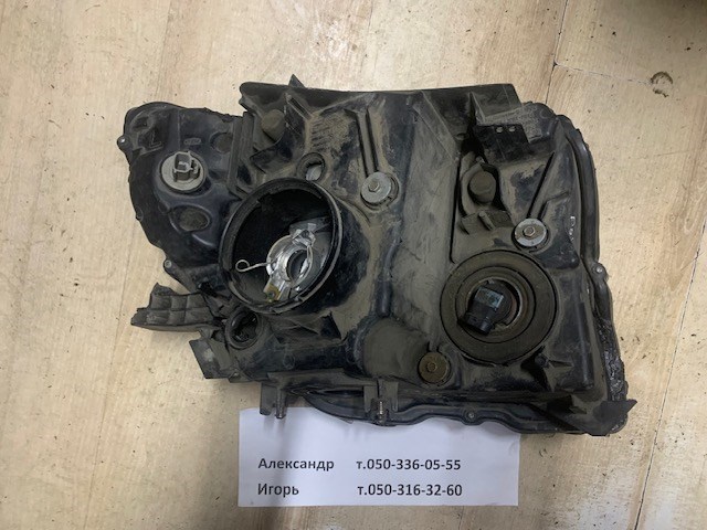 Фара левая 8301A845 MITSUBISHI