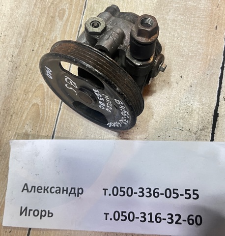 Насос гидроусилителя механизма рулевого управления Мазда 323 F IV