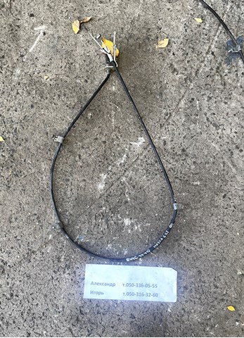 Трос ручника задний правый G44C44410 MAZDA