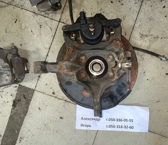 MAZDA KD353304XC Ступица передняя в наличии Полтава