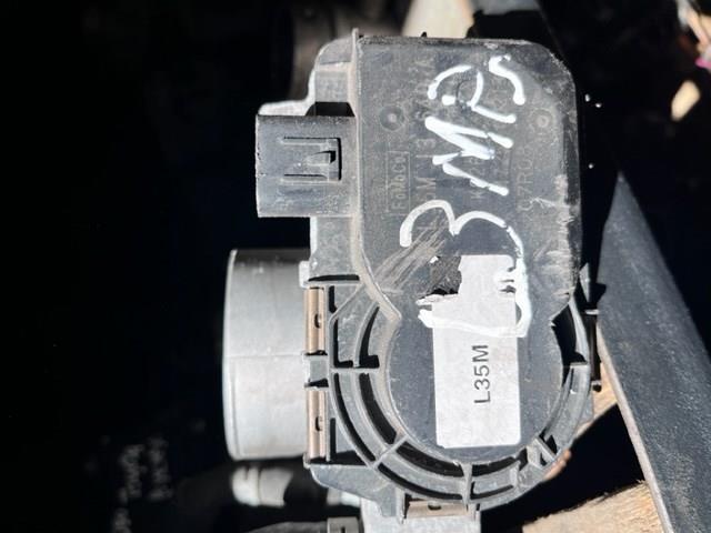 MAZDA L35M13640A Дроссельная заслонка в сборе в наличии Украина