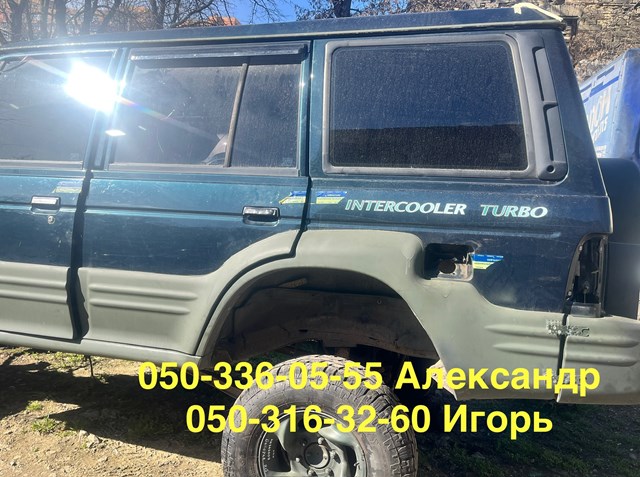 MB320332 MITSUBISHI Стекло-форточка двери задней левой купить в Винница