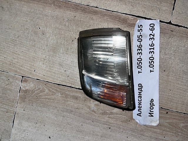 Передний фонарь указателя поворота MB529056 MITSUBISHI