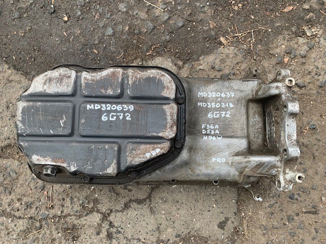 Картер масляный MD320639 MITSUBISHI