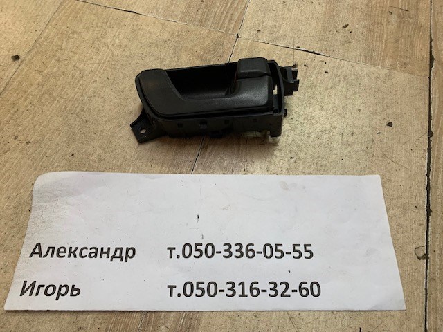 MR604136 Ручка двери правой внутренняя передняя/задняя купить Одесса