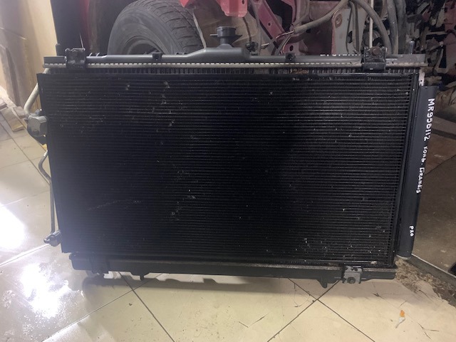 Радиатор охлаждения кондиционера MR958112 MITSUBISHI