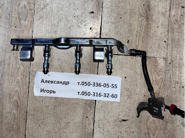 Рампа форсунок системы впрыска топлива Z62213150 MAZDA