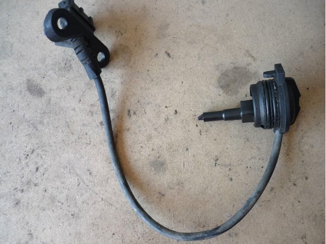 Включатель фонарей заднего хода Audi A4 B7