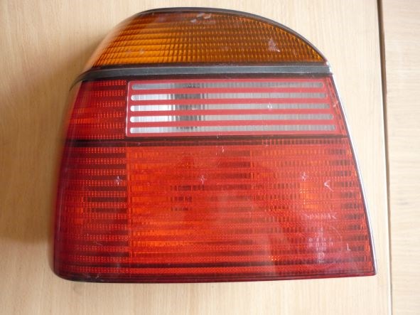 Фонарь задний левый 1H6945111 VAG