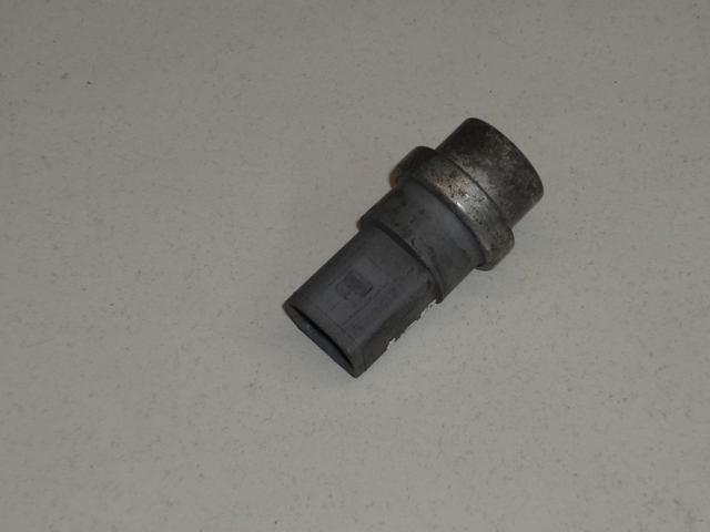 Датчик температуры радиатора 1J0959625 VAG