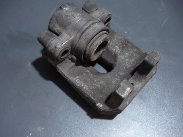 Тормозной суппорт правый задний Бмв 5