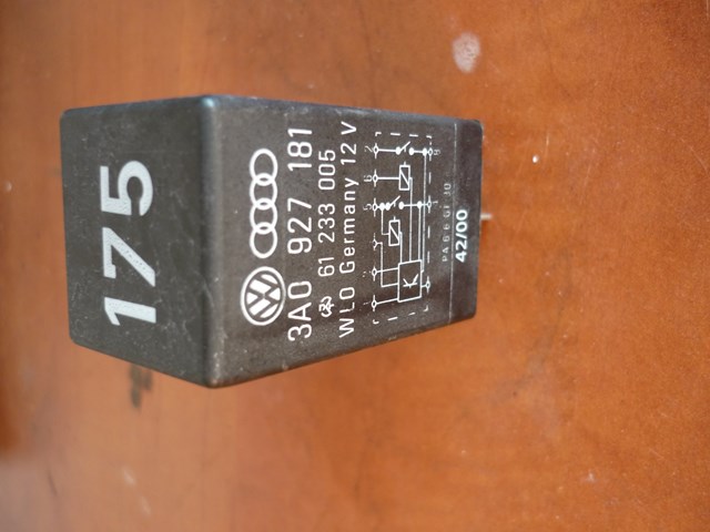 Реле стартера 3A0927181 VAG