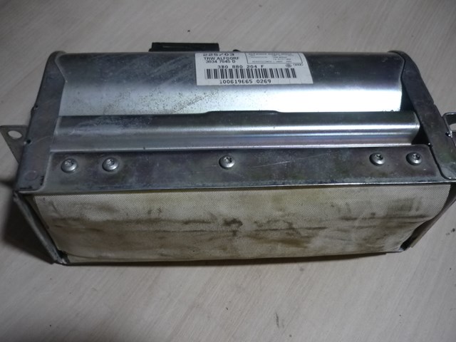Подушка безопасности, пассажирская 3B0880204F VAG