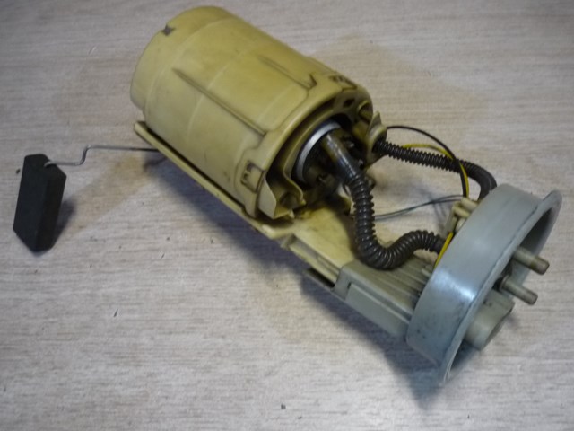 Модуль топливного насоса Фольксваген Пассат B5