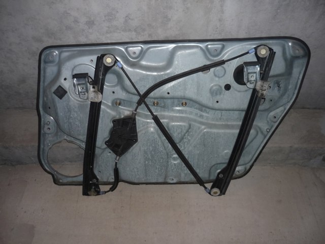 Стеклоподъемник передней двери 3B1837461 VAG