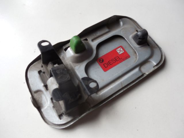 Лючок (дверца) бензобака 51178204412 BMW