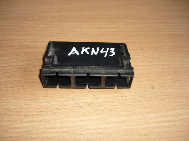 VAG 8D0941567B в наличии Запорожье