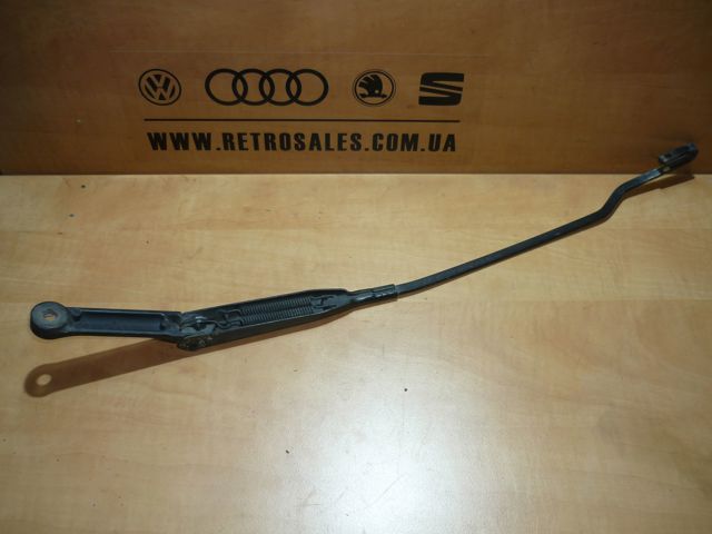 Поводок стеклоочистителя Audi A4 B5