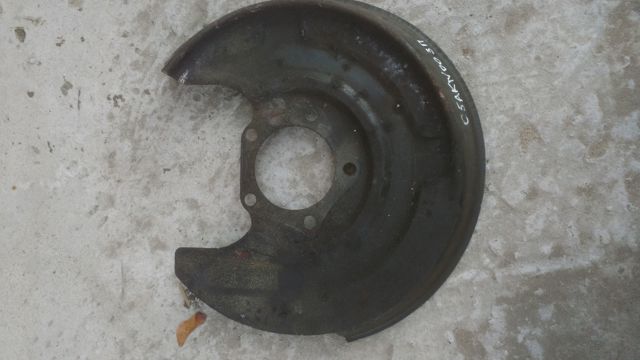 Защита тормозного диска заднего, правая 8E0615612C VAG