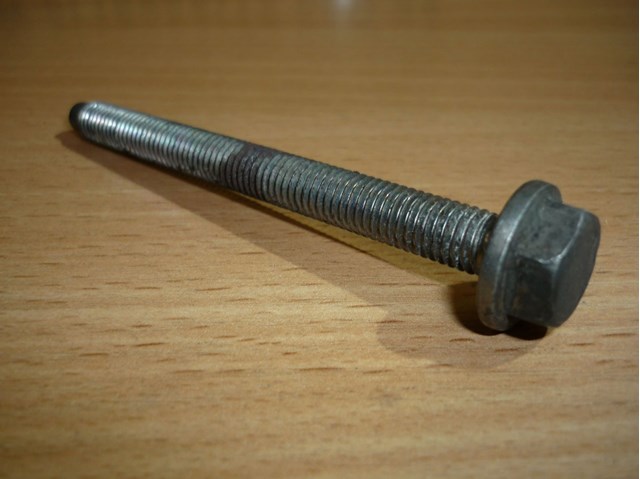 Болт генератора N10610001 VAG