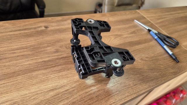 VAG 3Q0907704A в наличии Павлоград