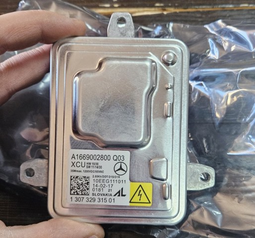 Модуль управления биксеноном A1729015400 MERCEDES