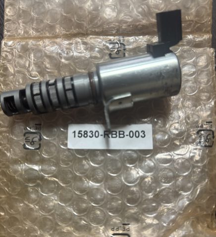 Клапан положения фаз распредвала 15830RBB003 HONDA