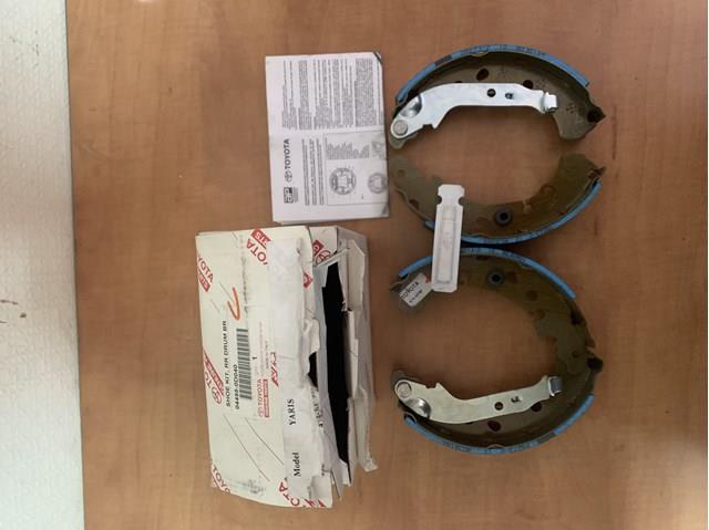 044950D040 TOYOTA Задние барабанные колодки купить в Одесса