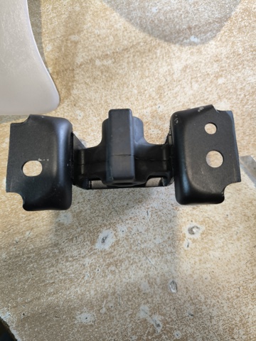 Подушка глушителя 206513X00B NISSAN