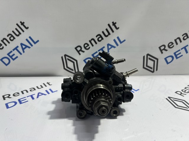 Насос топливный высокого давления 167001930R RENAULT