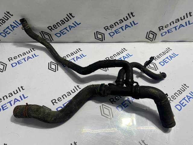 Нижний патрубок радиатора 215030063R RENAULT