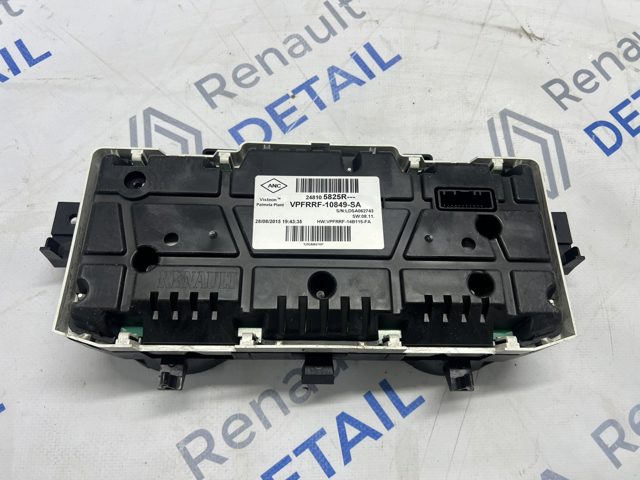 248105825R RENAULT Панель приборов купить в Ирпень