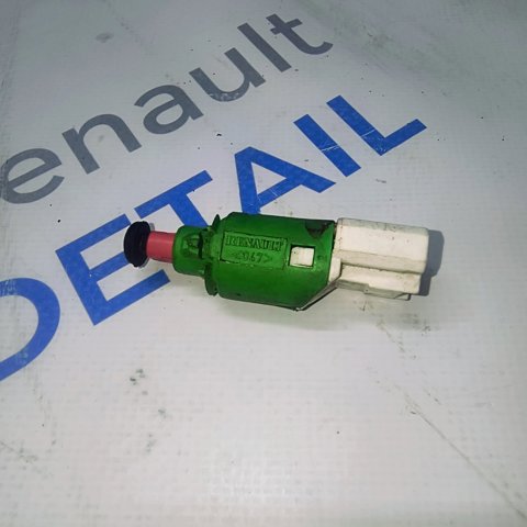 Датчик включения сцепления 253251456R RENAULT
