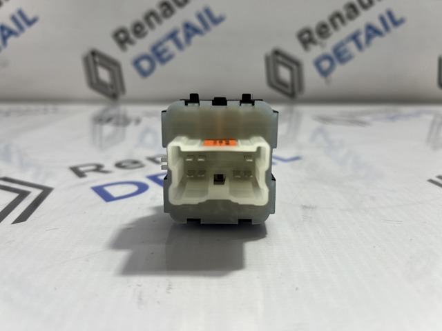 RENAULT 254116484R Кнопочный блок управления стеклоподъемником передний левый в наличии Черкассы