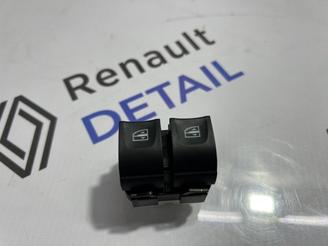 Кнопки переднего левого стеклоподъёмника 254116484R RENAULT