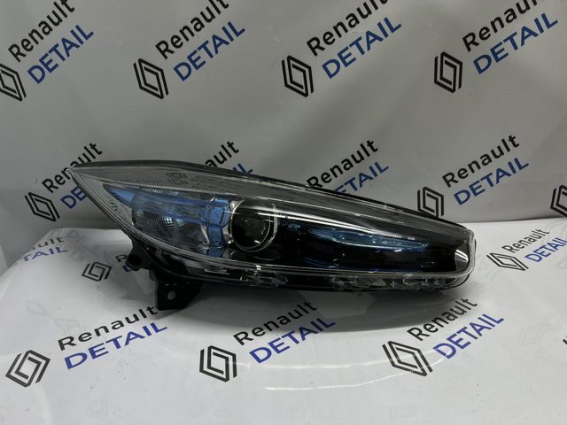 Правая блок фара 260108268R RENAULT