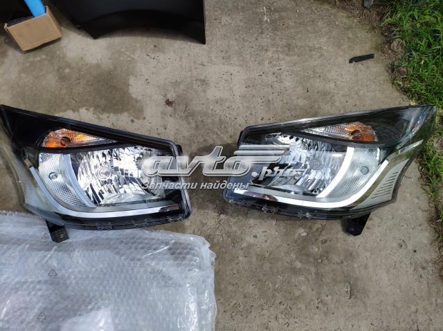 260600500R RENAULT Левая фара купить в Тернополь