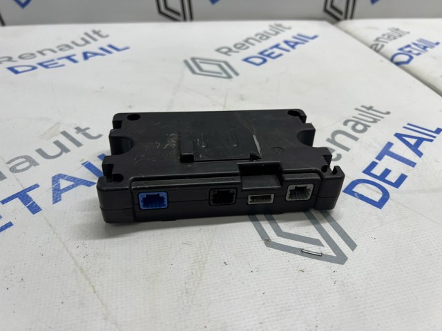 Блок управления мультимедийный 280246043R RENAULT