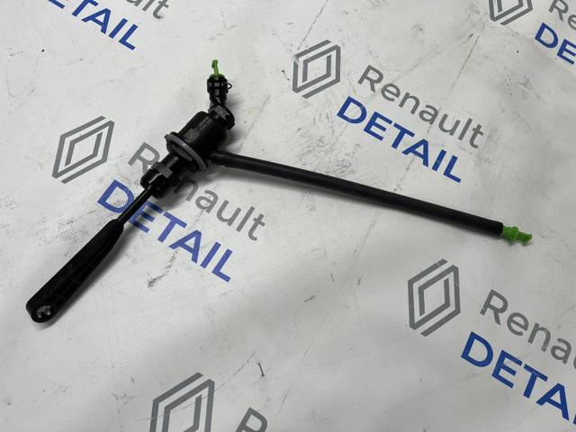 Главный цилиндр 306106218R RENAULT