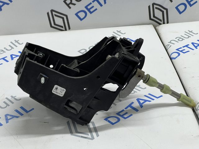 Рычаг переключения передач 341082177R RENAULT