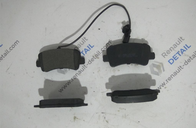 Колодки тормозные дисковые комплект 440603321R RENAULT